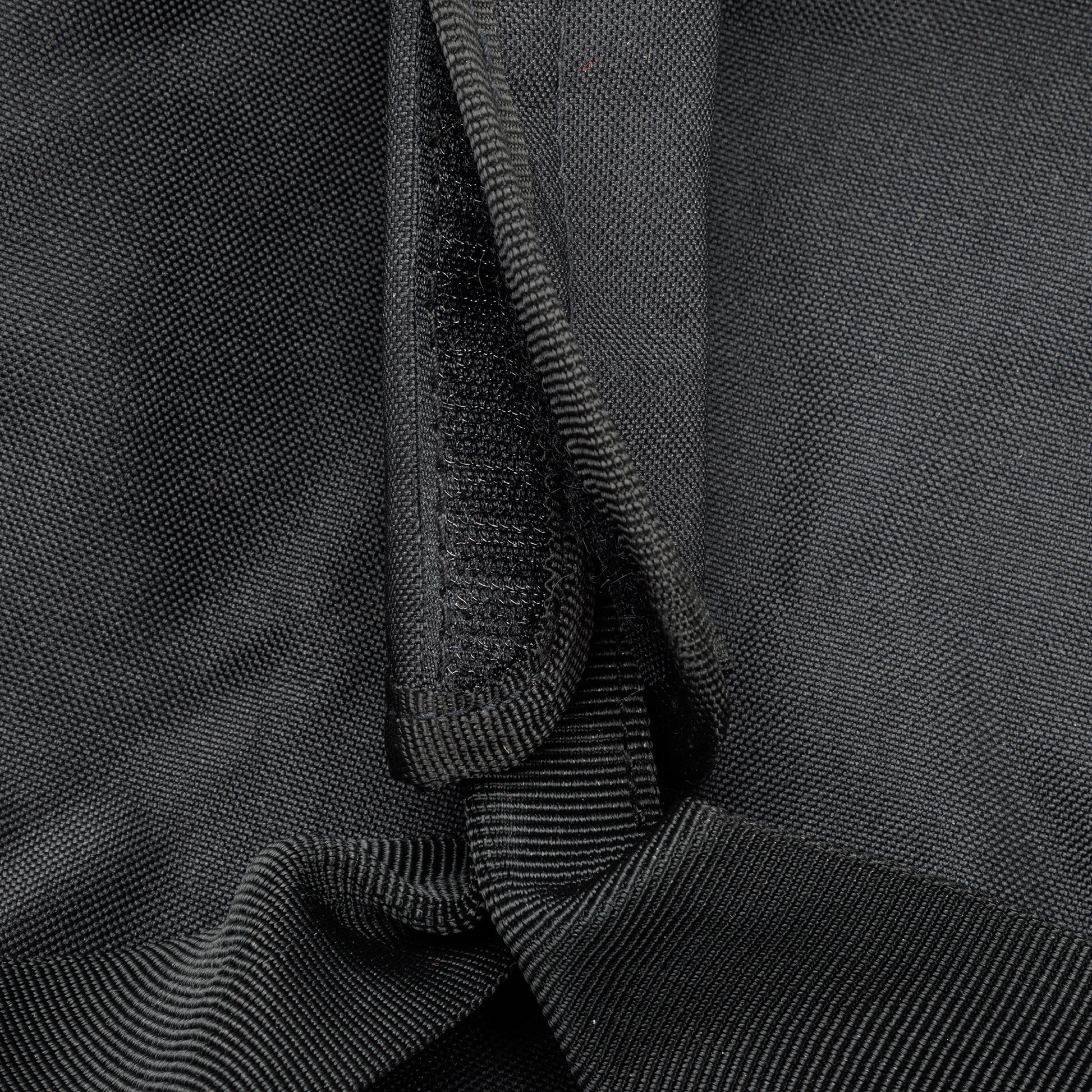 #Kleur_Zwart